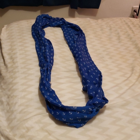 Anchor scarf - Picture 3 of 3